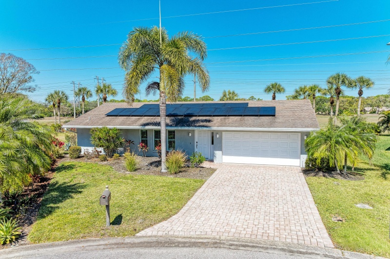 2360 Arborfield Ln – For sale